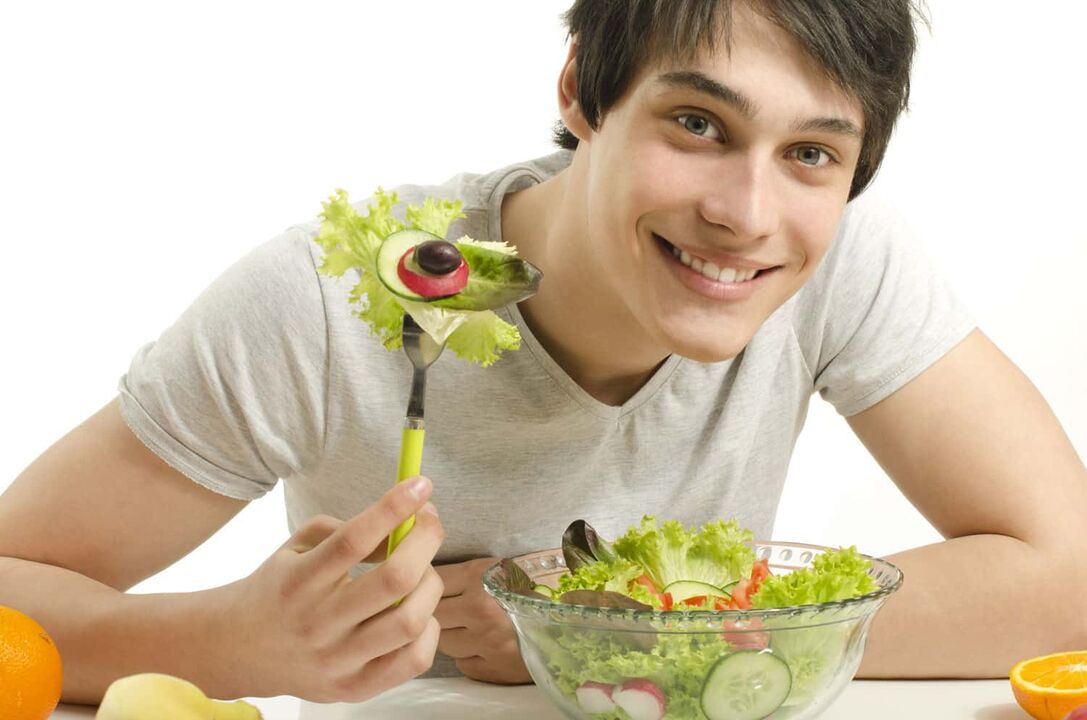 insalata di verdure per un naturale aumento della potenza